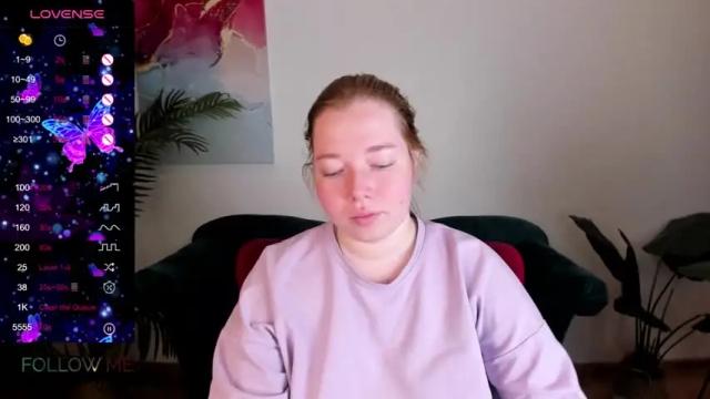 Image 4 of blush_rose Stream on Chaturbate on 15 months ago