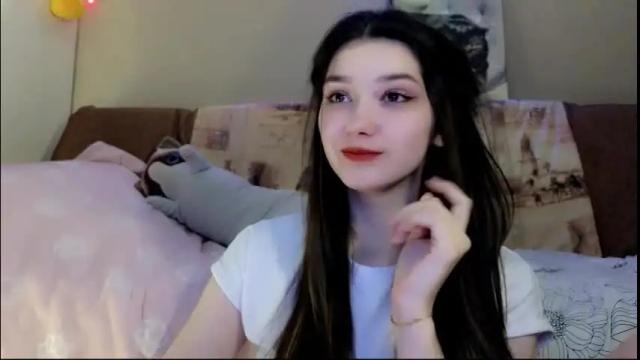 Image 3 of blushed_pussy Stream on Chaturbate on 25 days ago