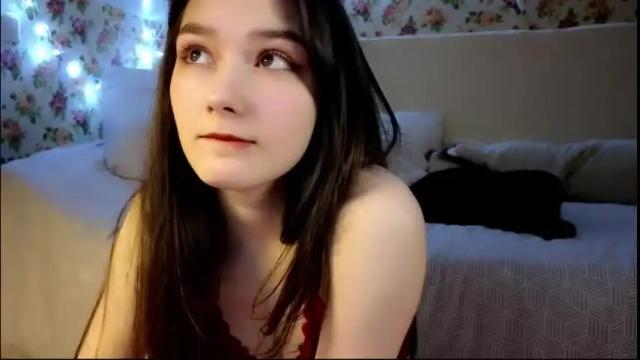 Image 3 of blushed_pussy Stream on Chaturbate on 17 days ago