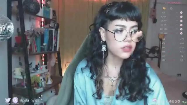 Image 11 of blushing_nymph Stream on Chaturbate on 12 months ago