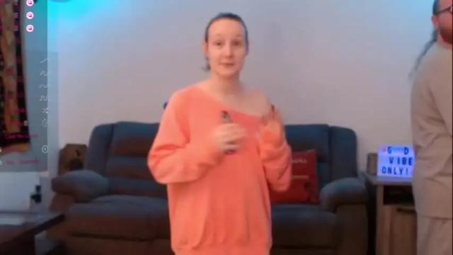 Image 2 of bndstonerlove420 Stream on Chaturbate on 16 months ago