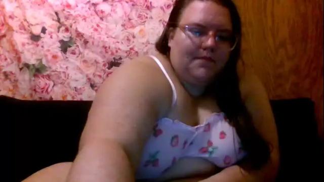 Image 7 of bobbibuttercream Stream on Chaturbate on 8 days ago
