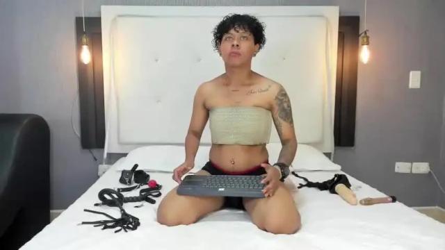 Image 4 of bobbycox_ Stream on Chaturbate on 13 months ago