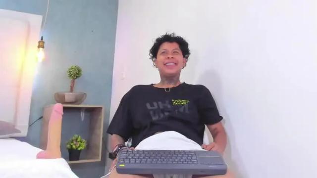 Image 2 of bobbycox_ Stream on Chaturbate on 13 months ago
