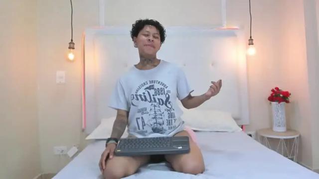 Image 11 of bobbycox_ Stream on Chaturbate on 13 months ago