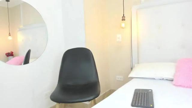 Image 7 of bobbycox_ Stream on Chaturbate on 13 months ago