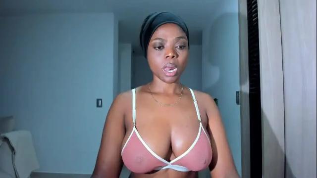 Image 12 of body_desire Stream on Chaturbate on 1 month ago