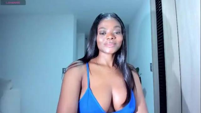 Image 2 of body_desire Stream on Chaturbate on 6 days ago