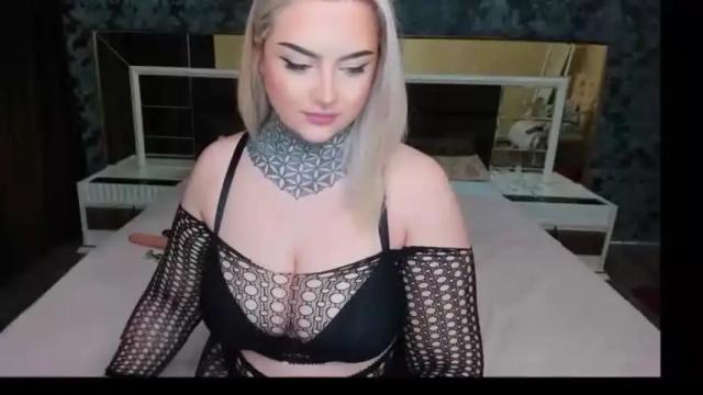 Image 2 of bom_bonx Stream on Chaturbate on 14 months ago