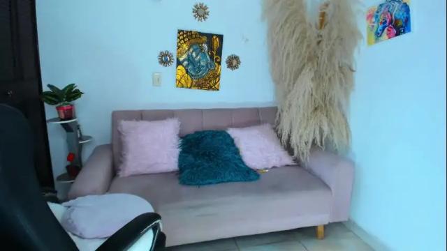 Image 8 of bombaneraa Stream on Chaturbate on 1 month ago