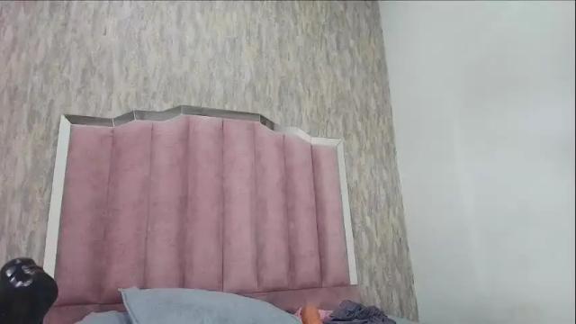 Image 3 of bombis_ Stream on Chaturbate on 2 months ago
