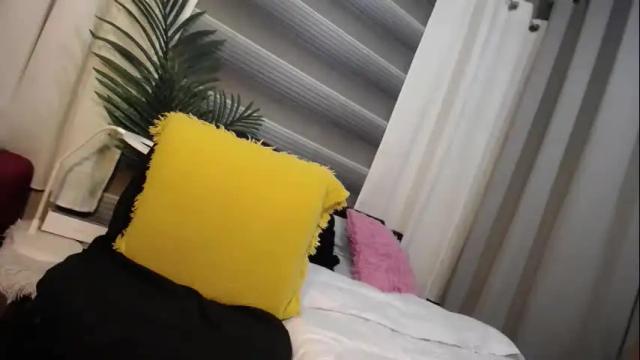 Image 3 of bombshell_ace69 Stream on Chaturbate on 1 month ago