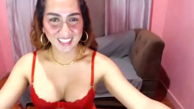 Image 10 of bombshellmimi14 Stream on Chaturbate on 13 months ago