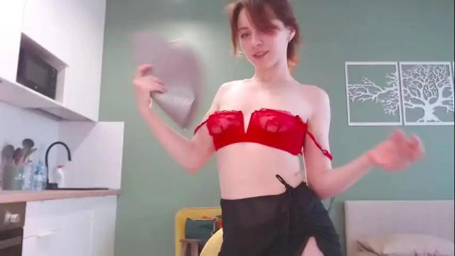 Image 11 of bonjourlabelle Stream on Chaturbate on 2 months ago