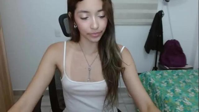 Image 7 of bonni_blonde Stream on Chaturbate on 6 months ago