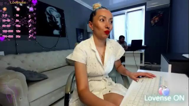 Thumbnail 1, bonnie_annd_clyde's Stream at Chaturbate, 1 month ago