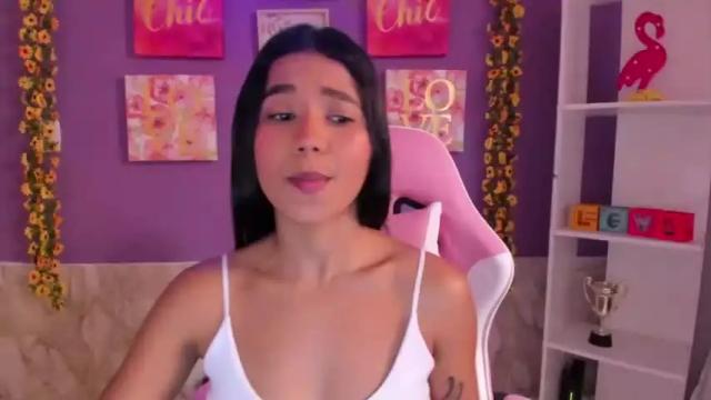 Image 2 of bonnie_benet Stream on Chaturbate on 14 months ago