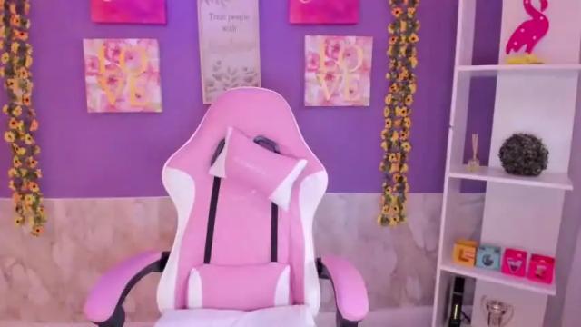 Image 12 of bonnie_benet Stream on Chaturbate on 14 months ago