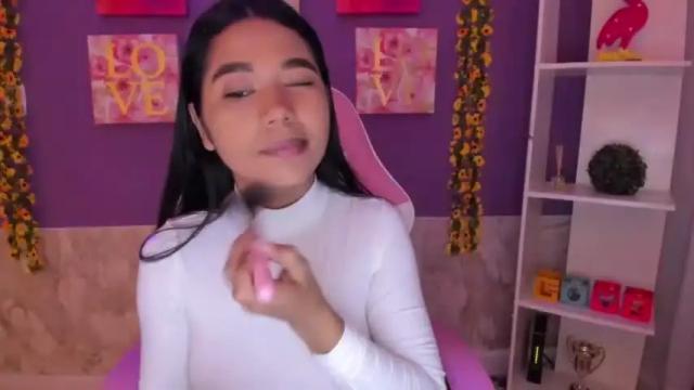 Image 4 of bonnie_benet Stream on Chaturbate on 14 months ago