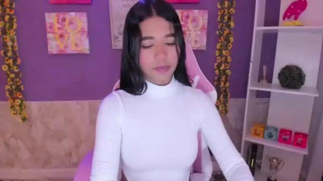 Image 8 of bonnie_benet Stream on Chaturbate on 14 months ago