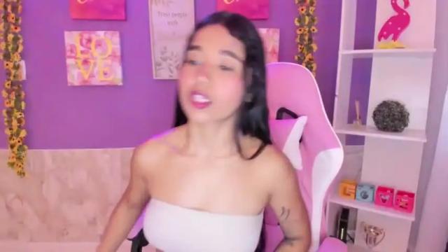 Image 4 of bonnie_benet Stream on Chaturbate on 14 months ago