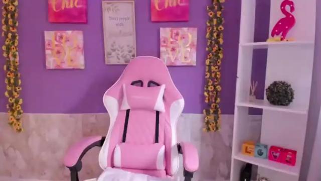 Image 10 of bonnie_benet Stream on Chaturbate on 14 months ago