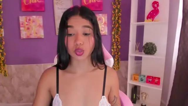 Image 10 of bonnie_benet Stream on Chaturbate on 13 months ago