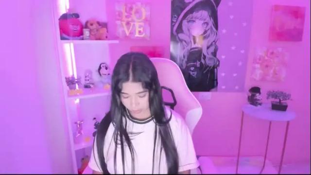 Image 6 of bonnie_benet Stream on Chaturbate on 2 months ago