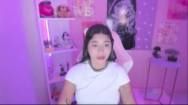 Image 2 of bonnie_benet Stream on Chaturbate on 2 months ago