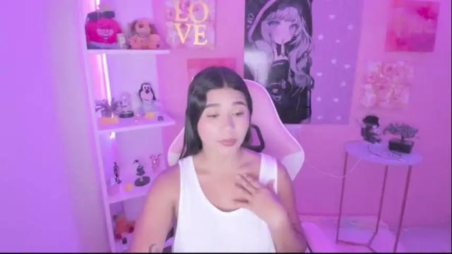 Image 3 of bonnie_benet Stream on Chaturbate on 1 month ago