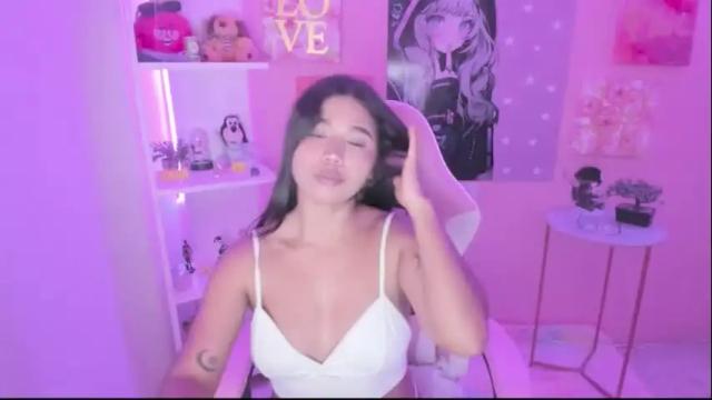 Image 12 of bonnie_benet Stream on Chaturbate on 1 month ago