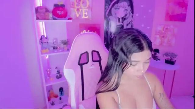 Image 10 of bonnie_benet Stream on Chaturbate on 1 month ago