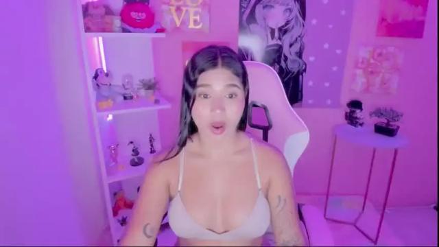 Image 2 of bonnie_benet Stream on Chaturbate on 1 month ago