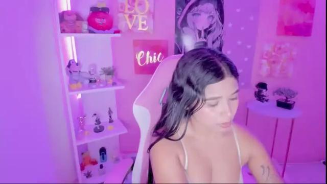 Image 8 of bonnie_benet Stream on Chaturbate on 1 month ago