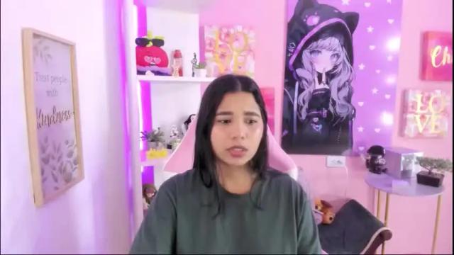 Image 3 of bonnie_benet Stream on Chaturbate on 2 months ago