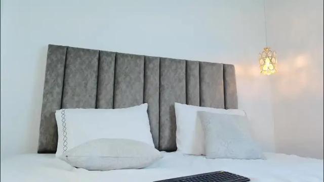 Image 11 of bonnie_bloom Stream on Chaturbate on 2 months ago