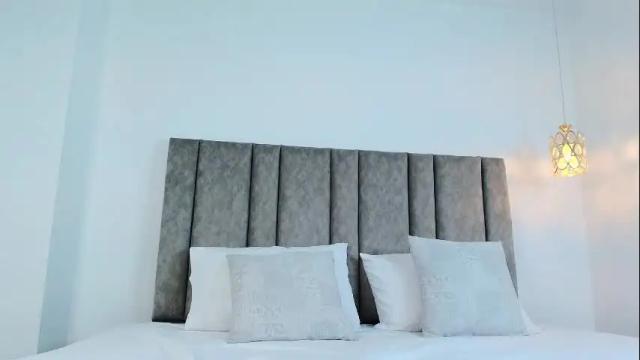 Image 4 of bonnie_bloom Stream on Chaturbate on 1 month ago