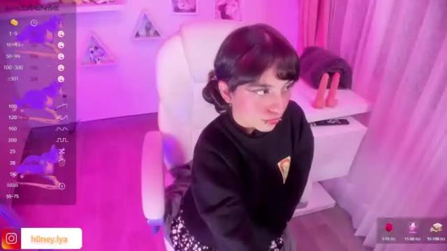 Image 4 of bonnie_h0ney Stream on Chaturbate on 14 months ago