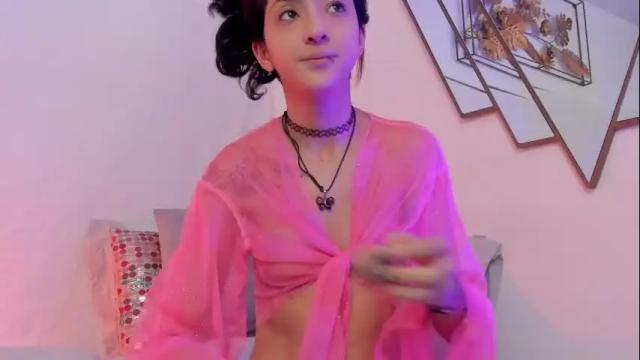 Image 2 of bonniecute_ Stream on Chaturbate on 12 days ago