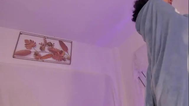 Image 10 of bonniecute_ Stream on Chaturbate on 1 month ago
