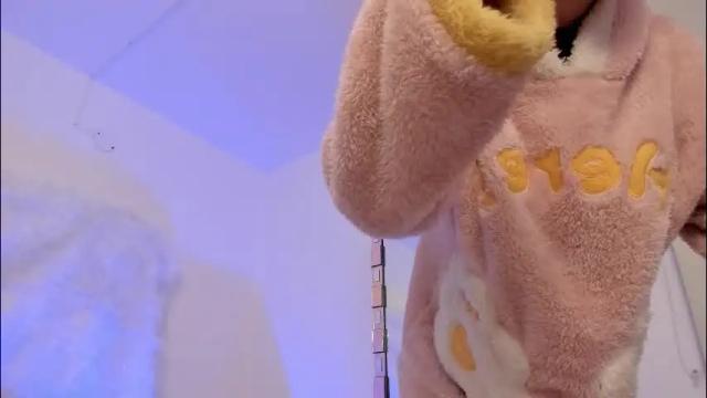 Image 7 of bonniecute_ Stream on Chaturbate on 1 month ago