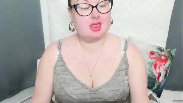 Image 2 of bonnieshining Stream on Chaturbate on 2 months ago