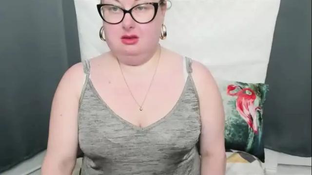 Image 3 of bonnieshining Stream on Chaturbate on 2 months ago