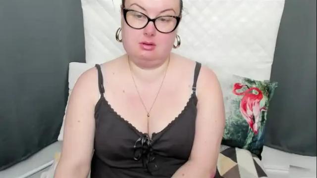 Image 2 of bonnieshining Stream on Chaturbate on 1 month ago