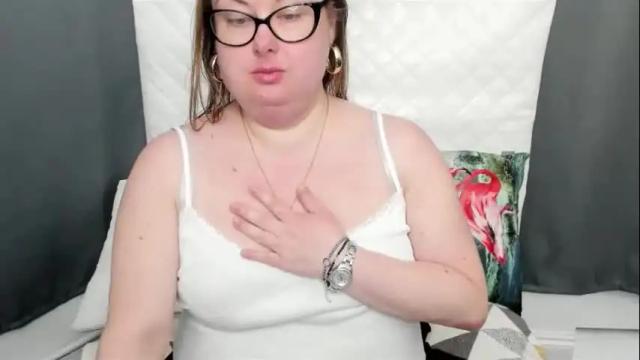 Image 4 of bonnieshining Stream on Chaturbate on 1 month ago