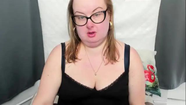 Image 4 of bonnieshining Stream on Chaturbate on 28 days ago