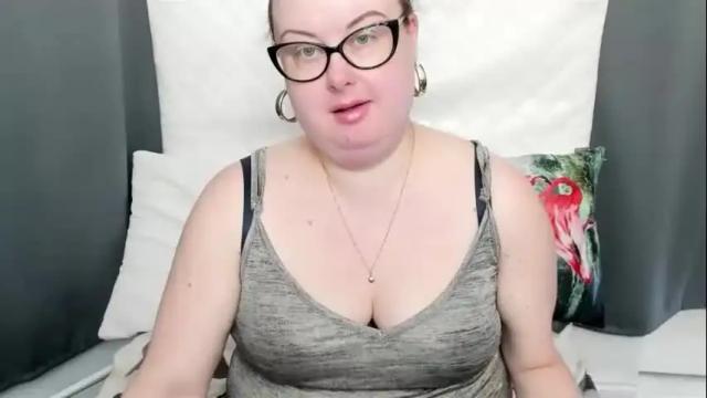 Thumbnail 2, bonnieshining's Stream at Chaturbate, 24 days ago