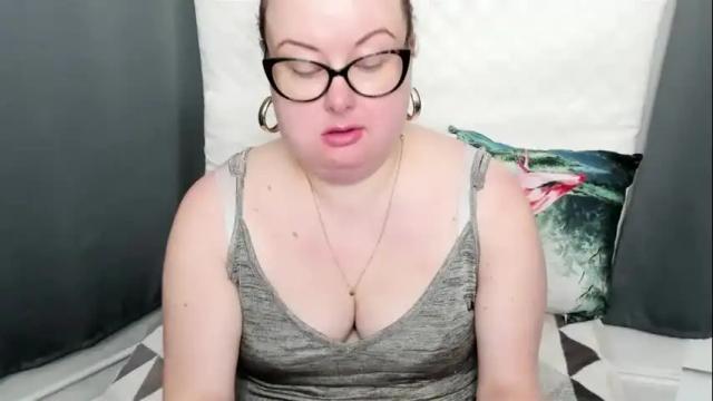 Image 2 of bonnieshining Stream on Chaturbate on 14 days ago
