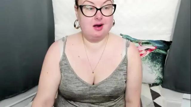 Image 3 of bonnieshining Stream on Chaturbate on 14 days ago
