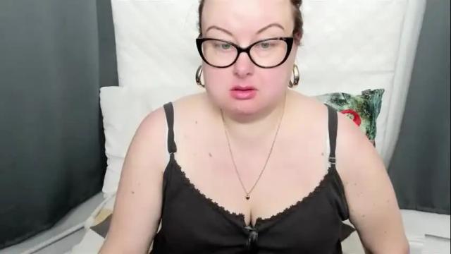 Image 12 of bonnieshining Stream on Chaturbate on 1 day ago